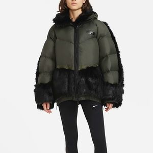 Nike x sacai Women's Parka - green & black